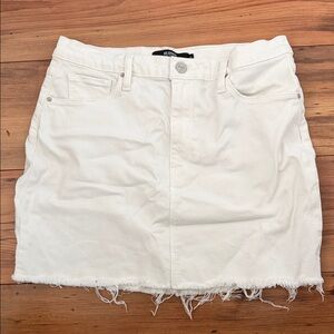 Hudson White Mini Skirt with Frayed Hem